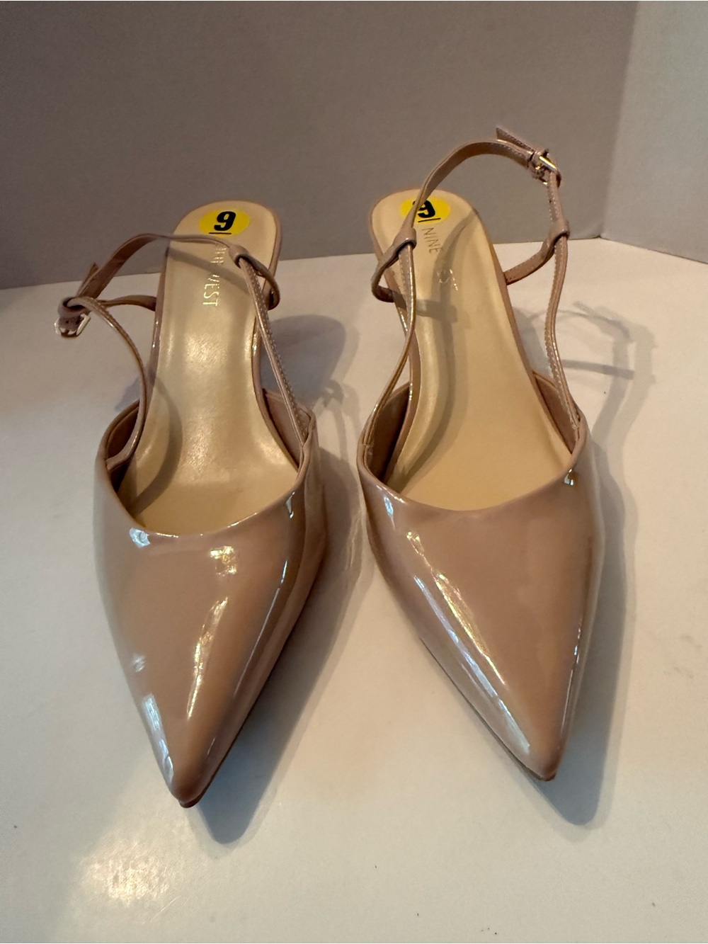 Nine West Rind Champagne Patent Pointed Slingback Kitty Heels Women’s 9 NEW